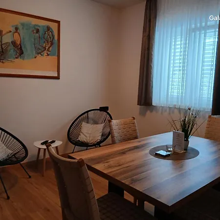 Nadine Mljet Mit Meerblick