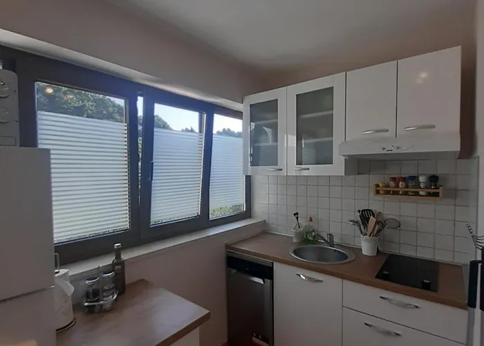 Nadine Mljet Mit Meerblick