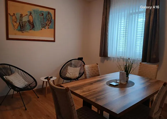 Nadine Mljet Mit Meerblick